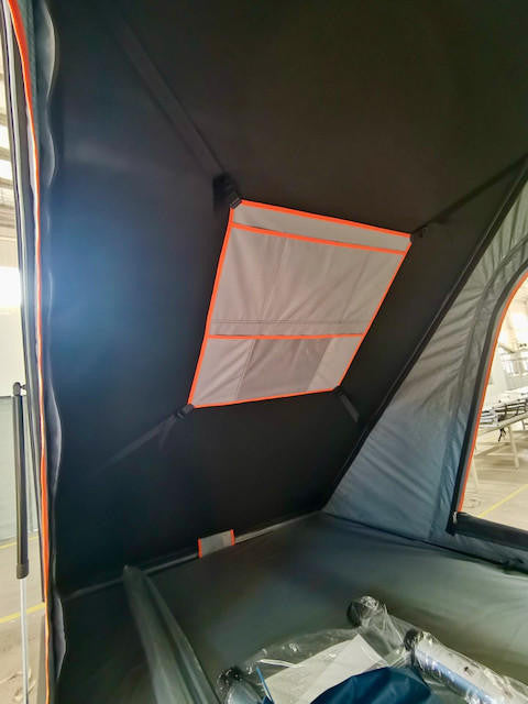 Aluminium 2 Person HardShell Roof Top Tent with Side Awning