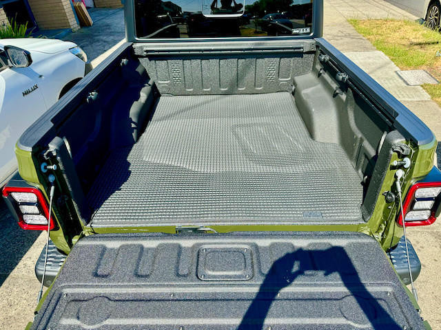 Jeep Gladiator Tub Mat 2020-2024